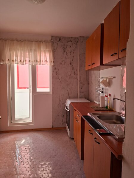 Mosilor intersectie Eminescu, adiacent, metroul Obor la 7 min.