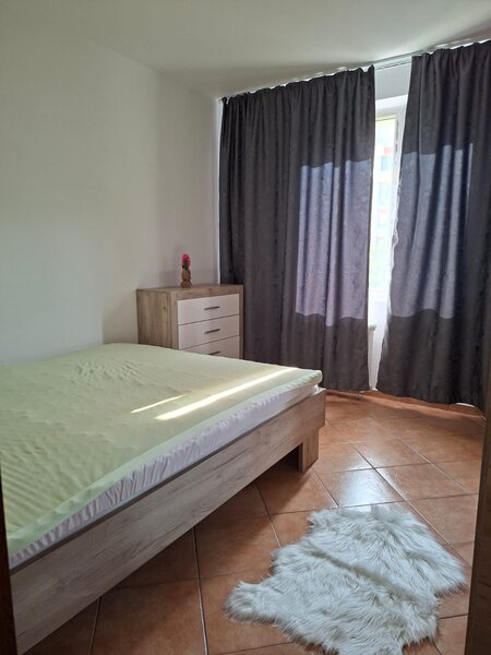 Mosilor intersectie Eminescu, adiacent, metroul Obor la 7 min.