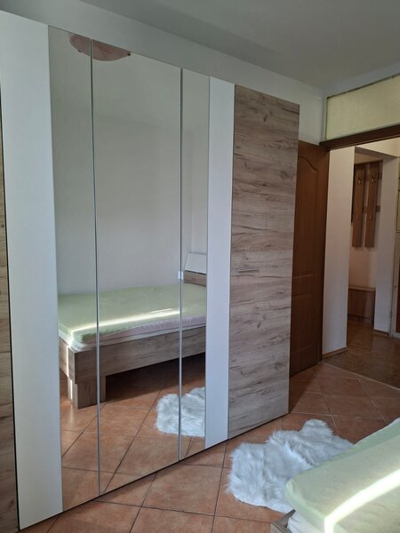 Mosilor intersectie Eminescu, adiacent, metroul Obor la 7 min.